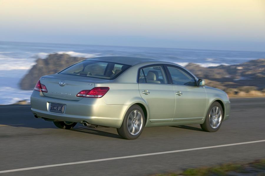  Toyota Avalon (GSX30) 2005 года  (фото 14 из 79)